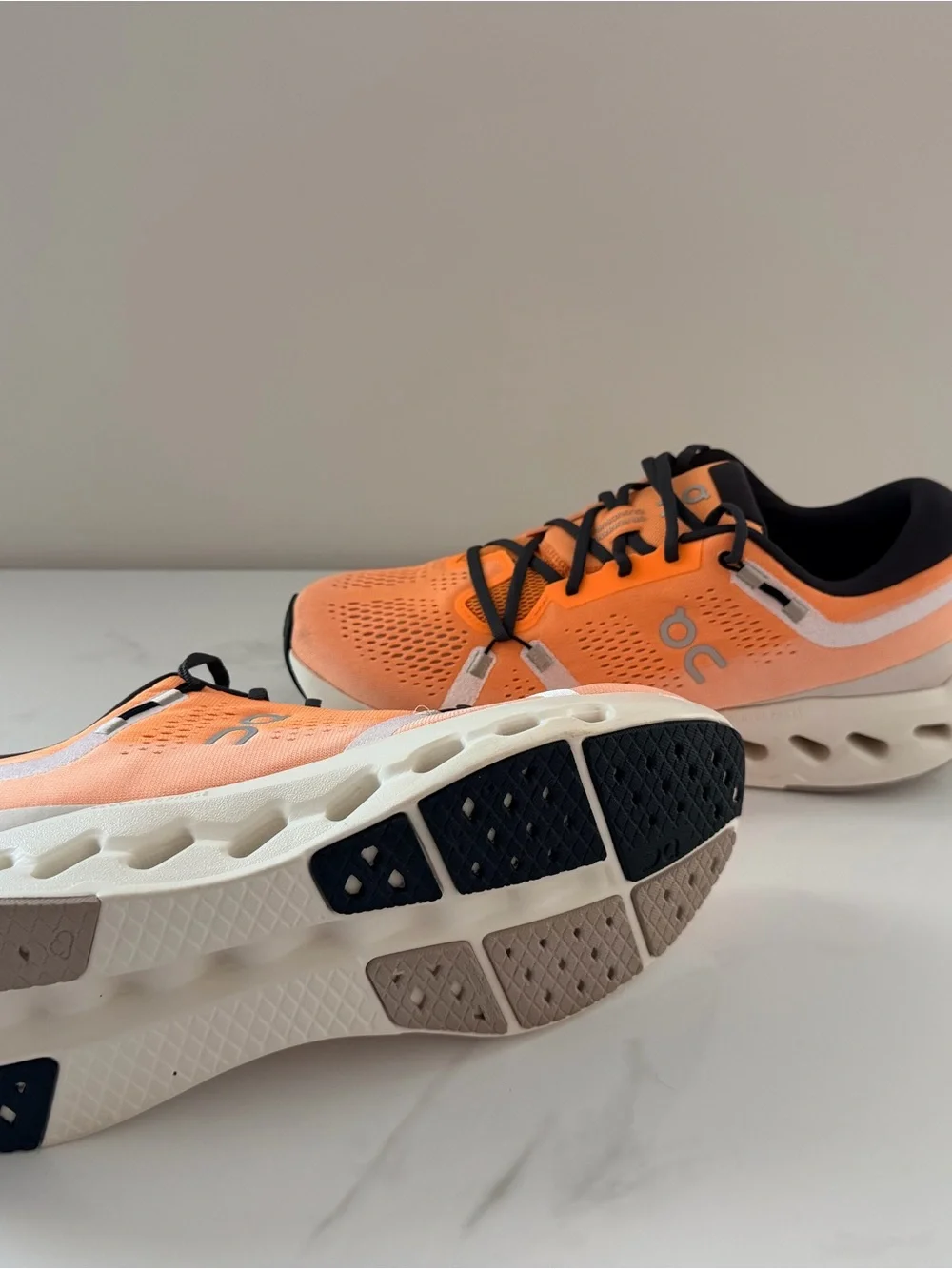 On Cloudsurfer 2 Mens Low Top Lace Up Mesh Sneakers Tangerine/Ivory